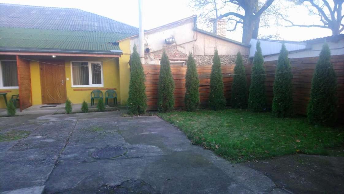 Садиба У Яноша วิโนฮราดิว ภายนอก รูปภาพ
